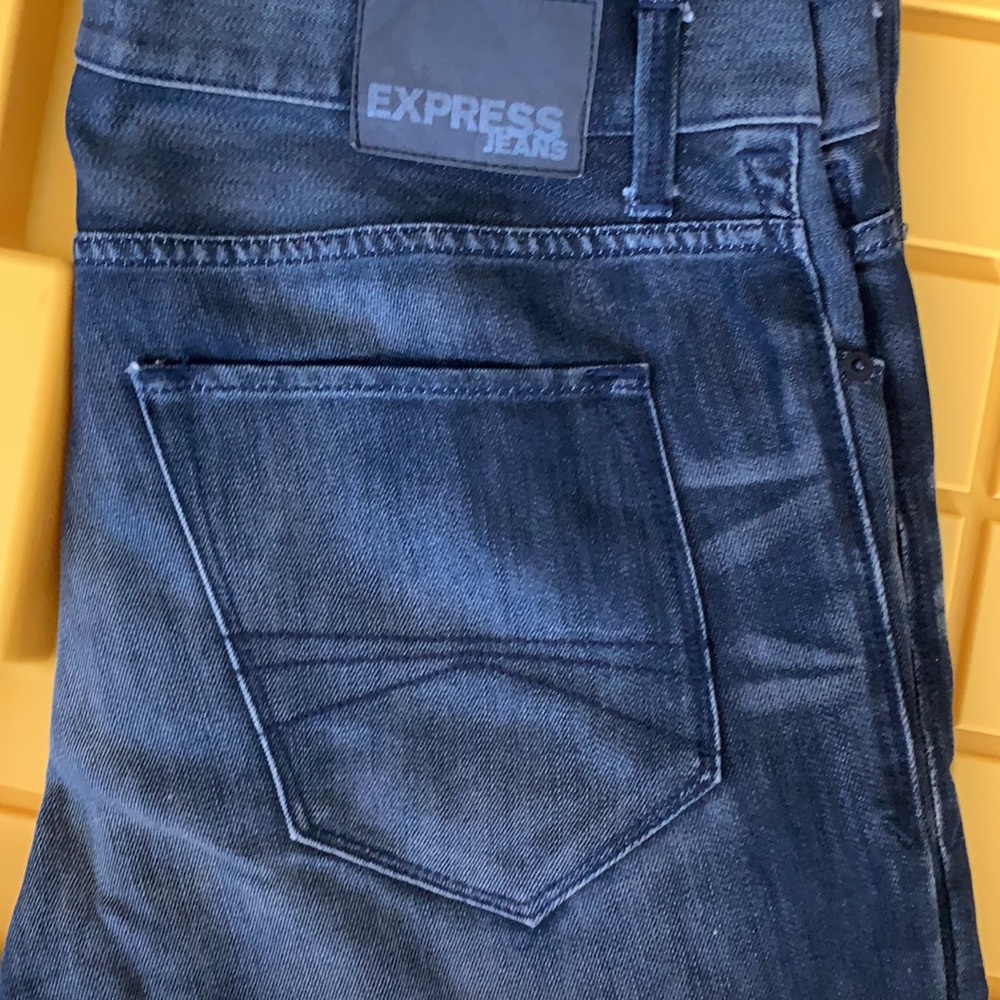 Express Men’s Jeans Kingston Fit (7) - Picture 7 of 7